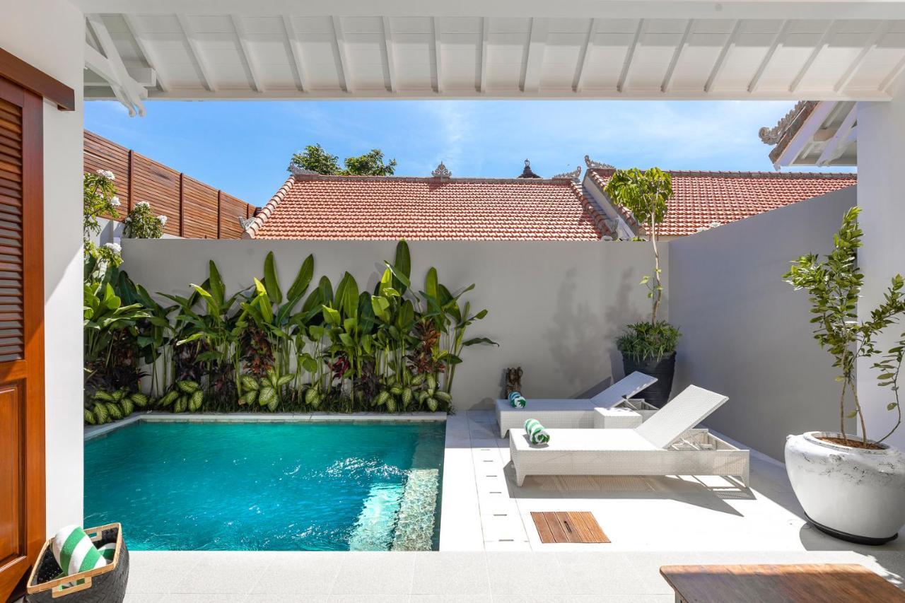 Villa Revo Seminyak Extérieur photo